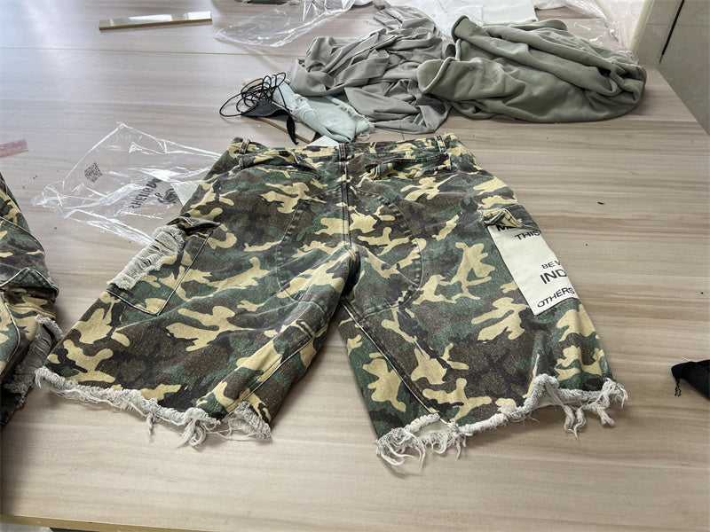 Ky Custom Cargo Pockets Camo Print Raw Edge Middle Length Shorts Distress Embroidery Patch Light Acid Wash Vintage Shorts